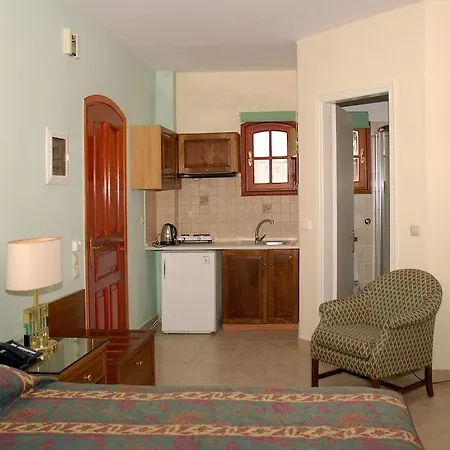 Aparthotel Corfu Club