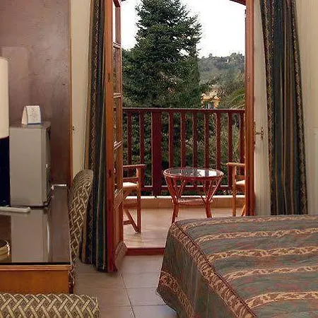Hotel apartamentowy Corfu Club 3*